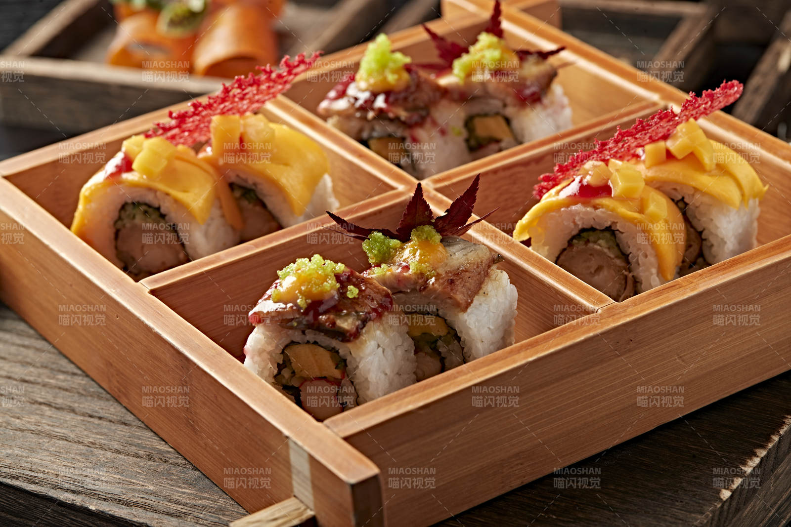精致寿司拼盘图片