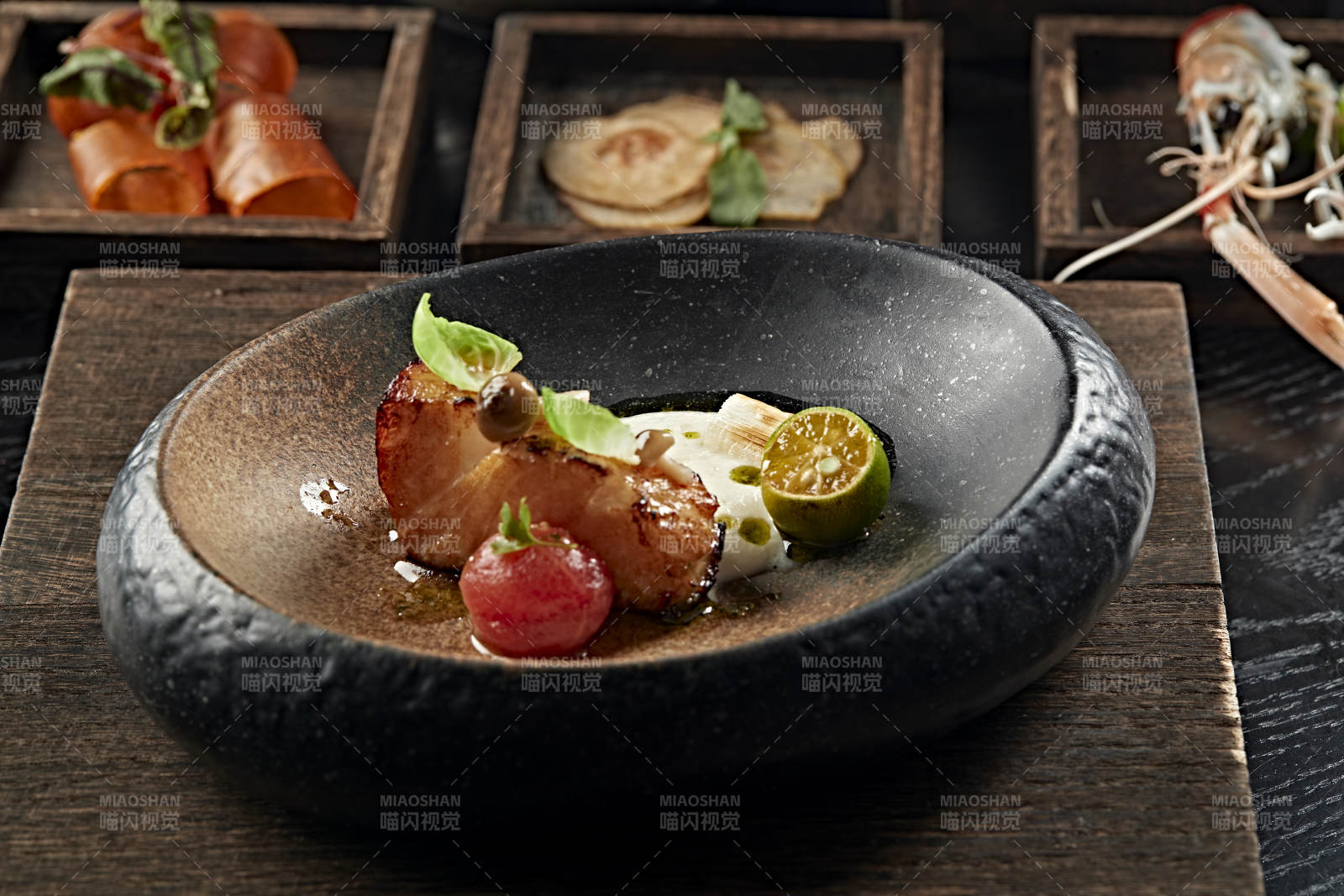 日料铁板煎俄罗斯银鳕鱼图片