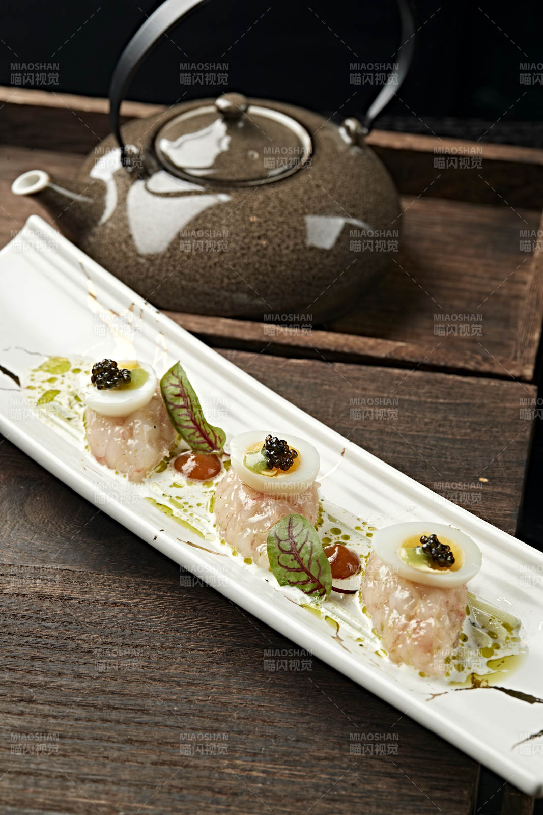 鹌鹑蛋黑松露配甜虾刺身图片