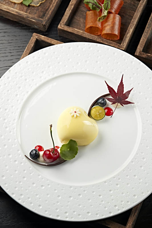 鲜蛋奶芒果心形分子料理慕斯蛋糕图片