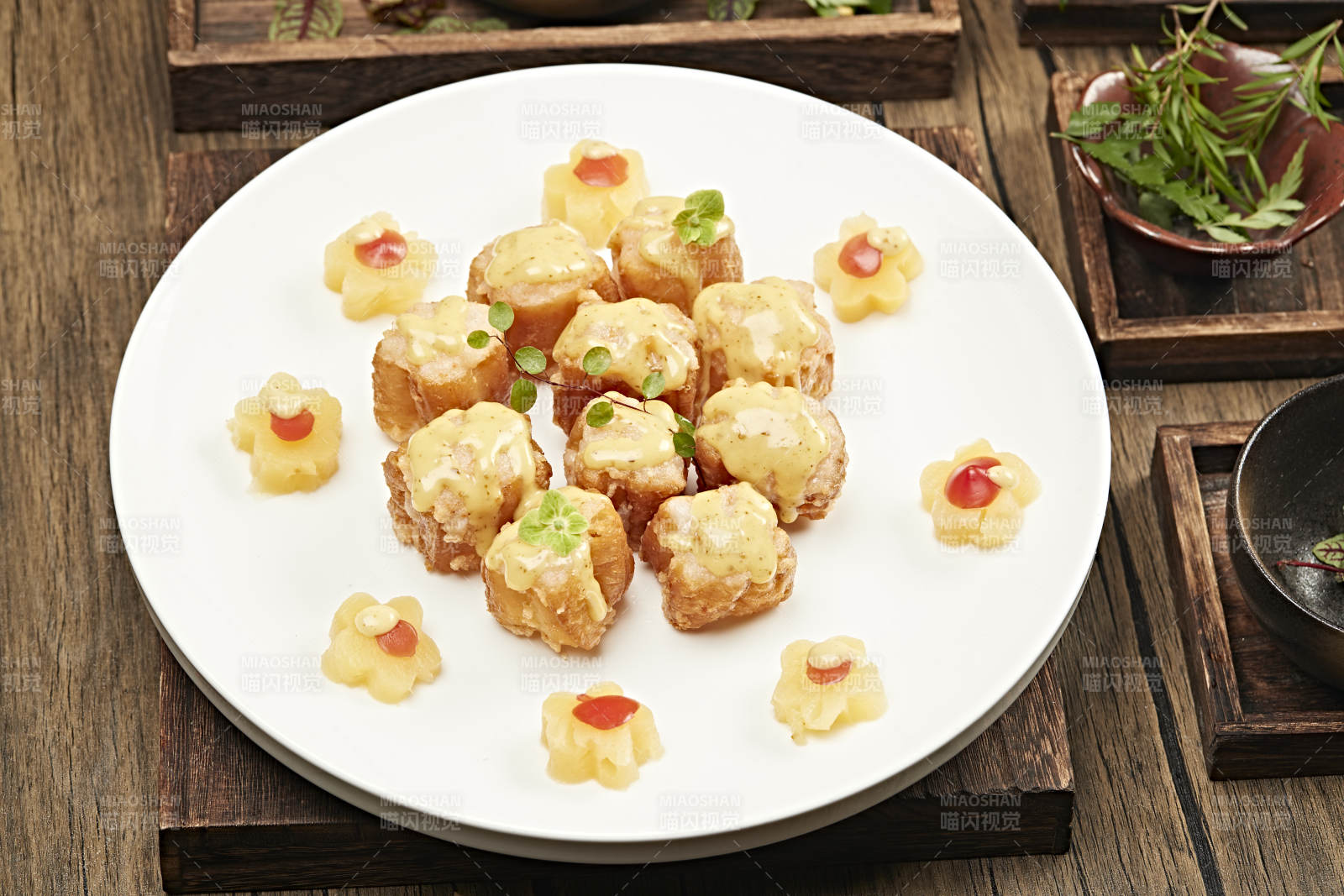 油炸小油条佐蜂蜜芥末酱图片