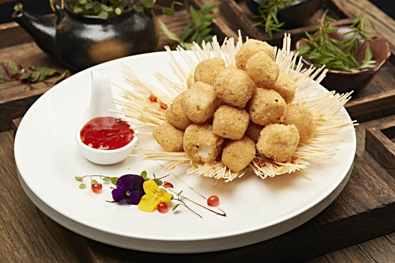 酥炸金沙内酯豆腐球图片