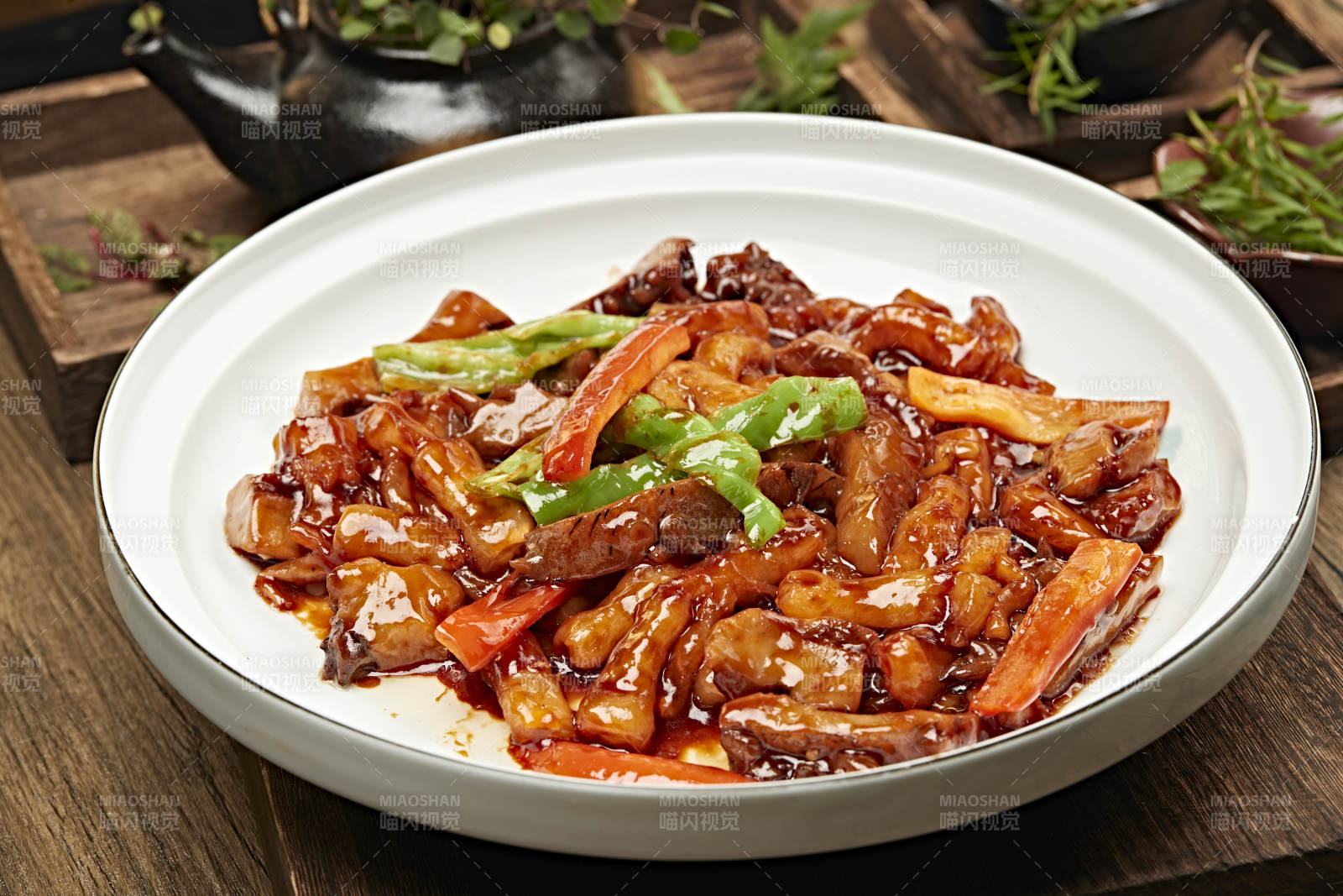 彩椒红烧梅花参图片