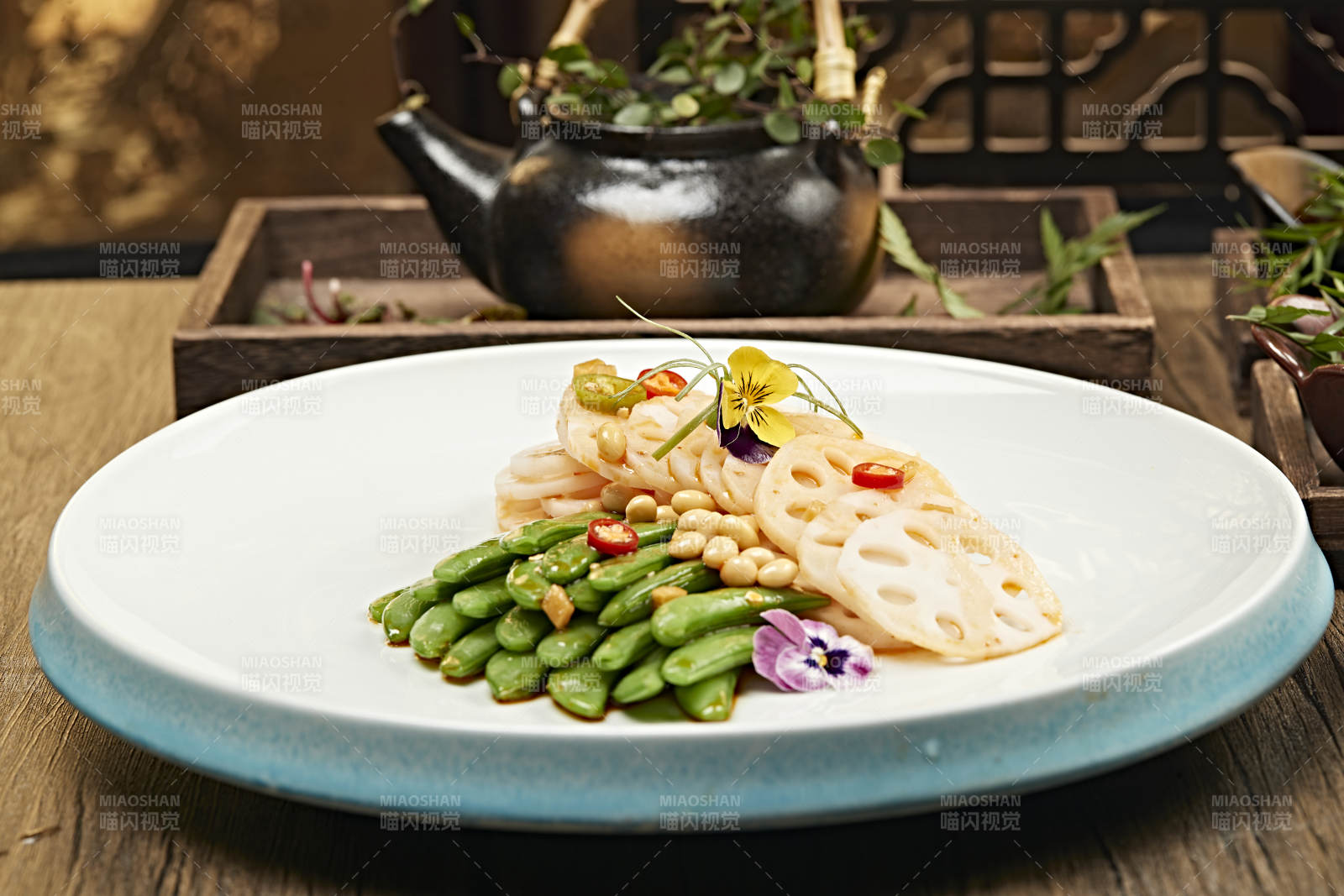 浇汁凉拌素三样（豆角 黄豆 藕片）图片