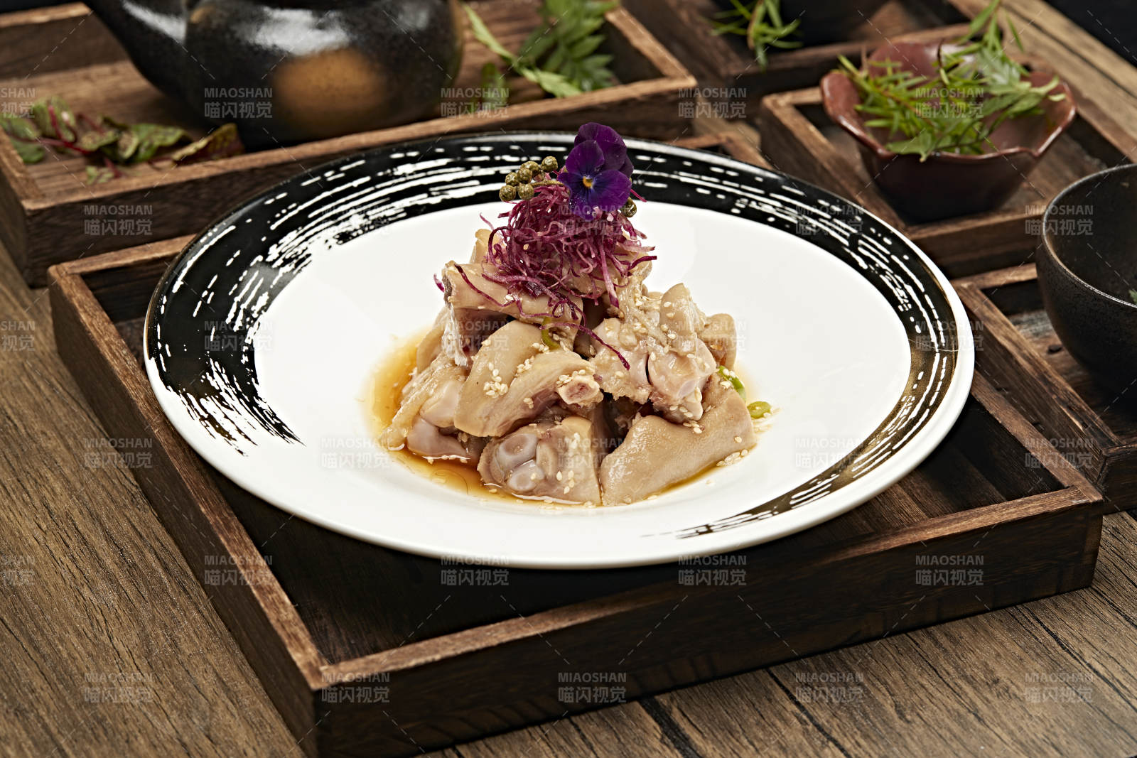 麻油巧拌清炖猪蹄块图片