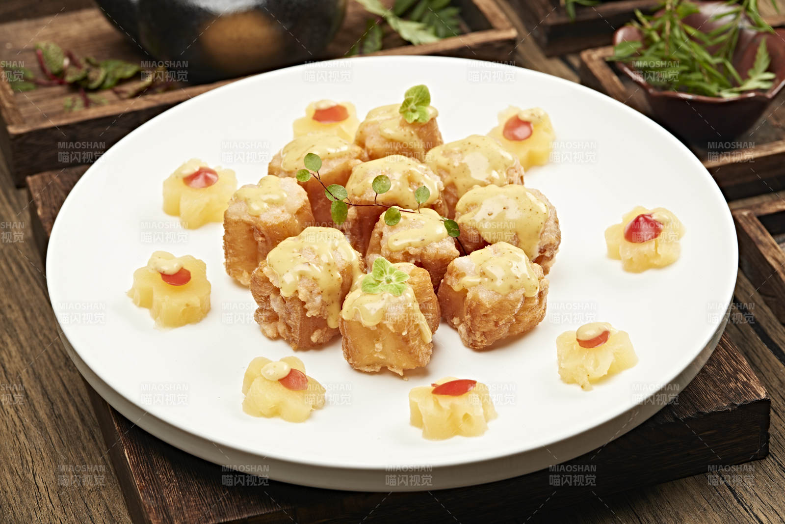 金黄酥粒小点心图片