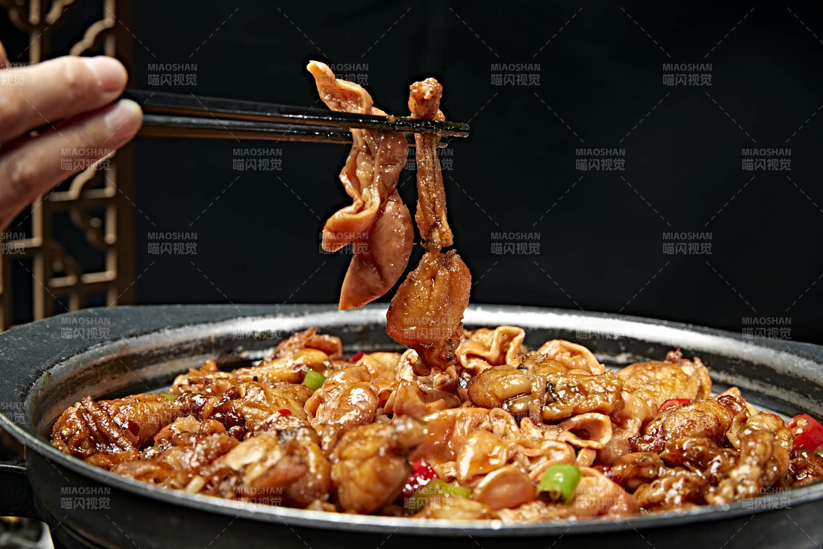 川味麻辣牛蛙图片