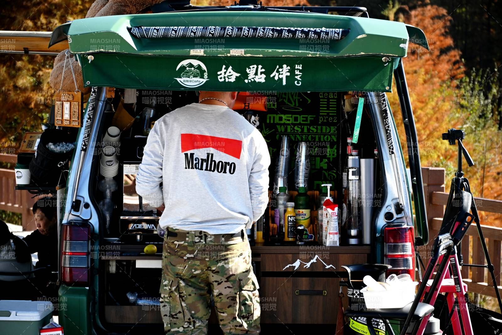 移动咖啡车服务图片