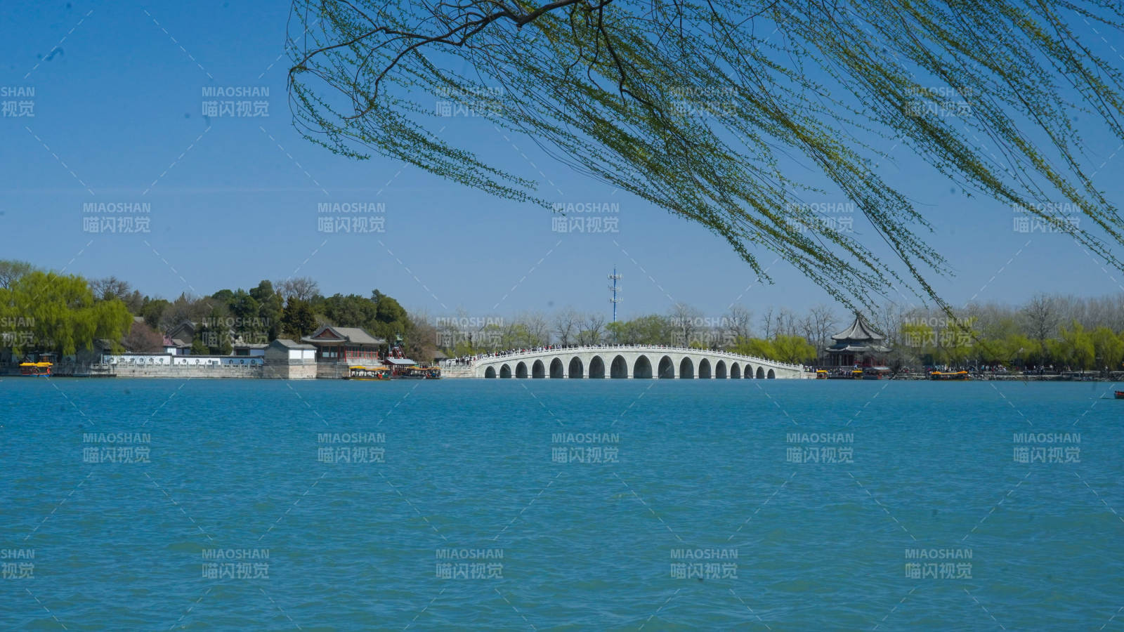 颐和园十七孔桥春景图片