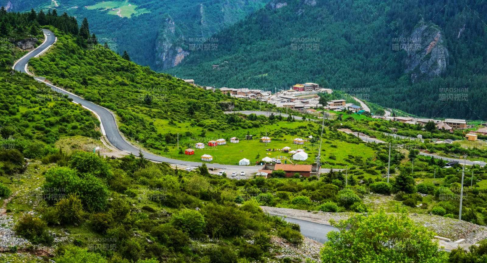 甘南小独库公路y550乡道沿途藏寨村落图片