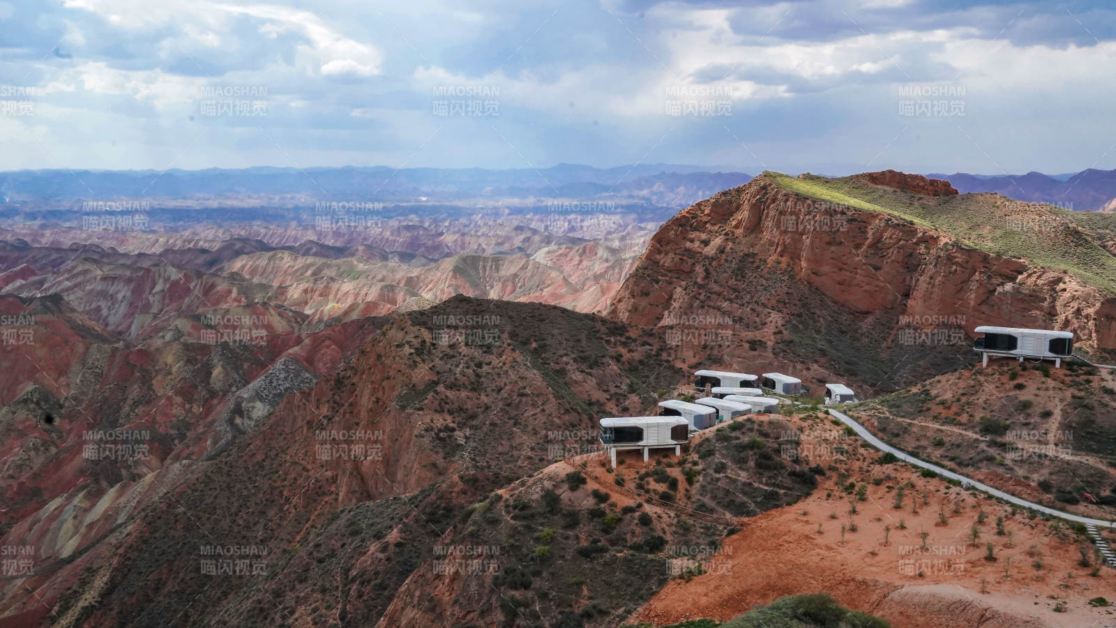 甘肃兰州水墨丹霞地貌图片