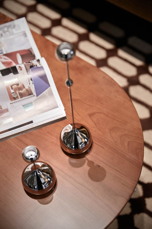 现代简约茶几摆件图片