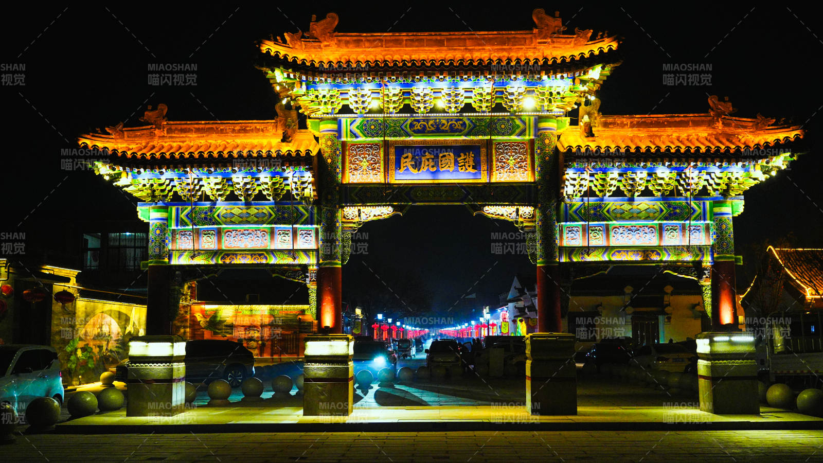 廊坊霸州胜芳古镇文昌阁夜色中的古街牌坊图片