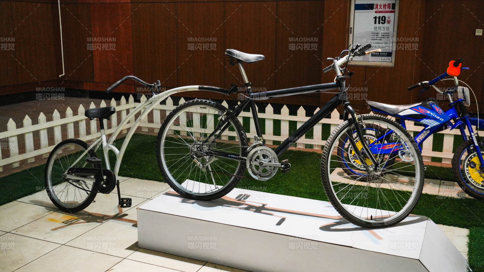 自行车展示区图片