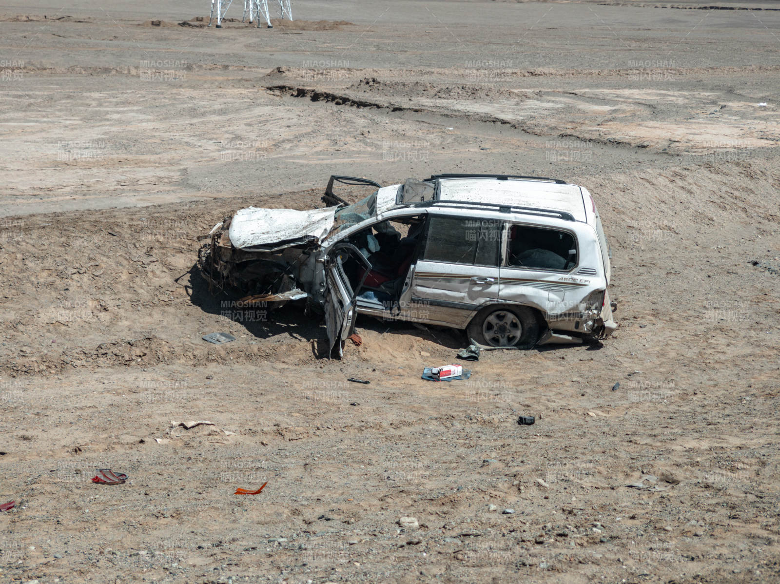 车祸现场 车辆损毁图片