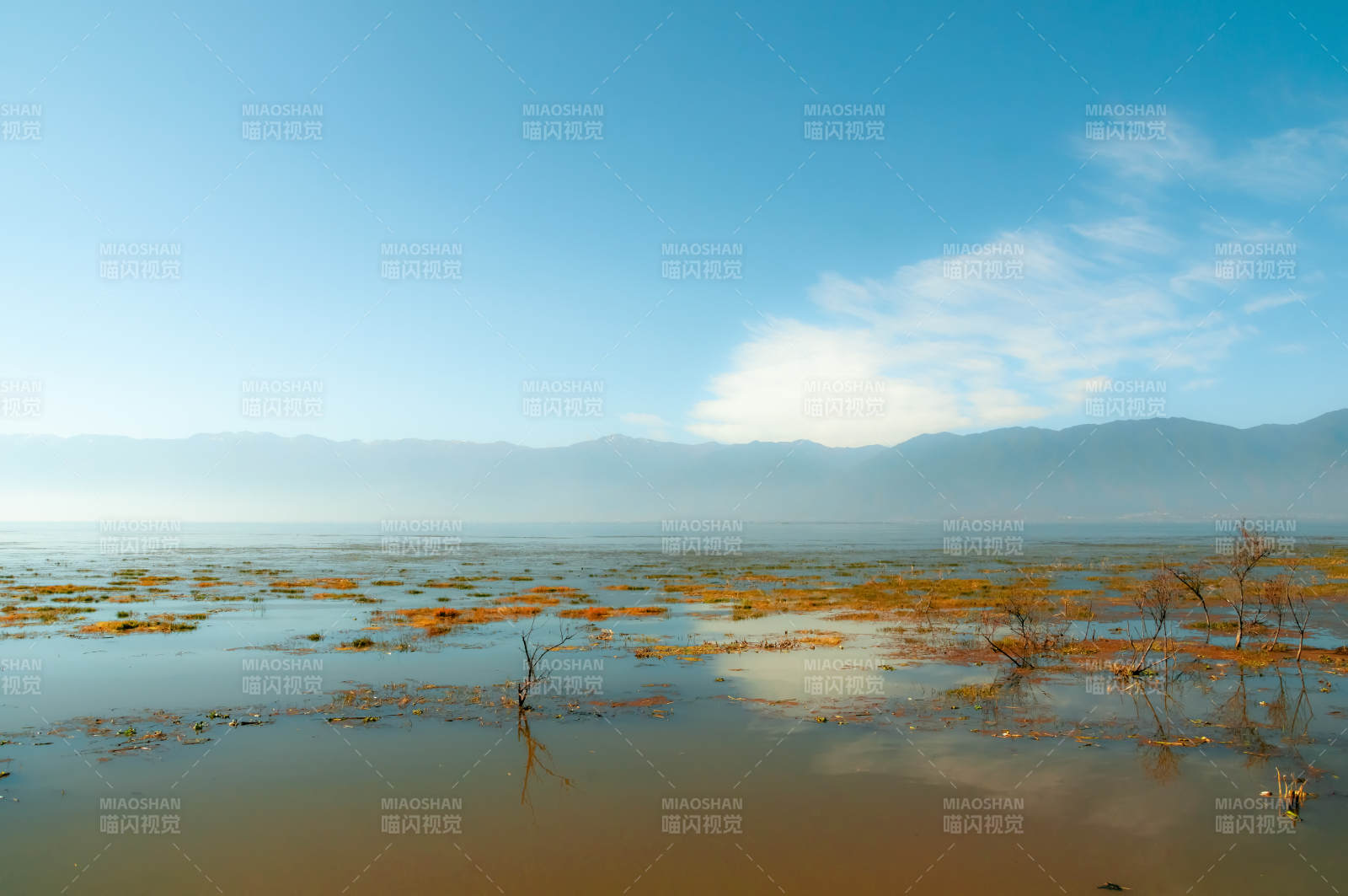 洱海苍山冬日晨景图片