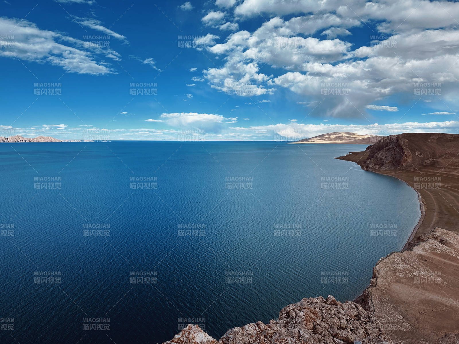 西藏湖光山色 宁静致远图片