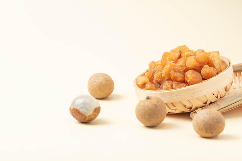 龙眼干与新鲜龙眼图片