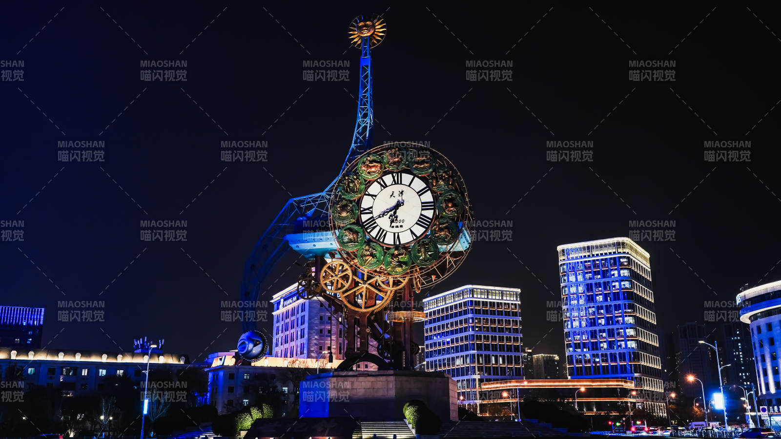 天津世纪钟雄姿图片