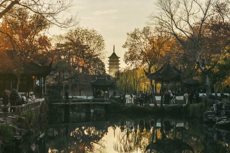 秋园塔影苏州图片