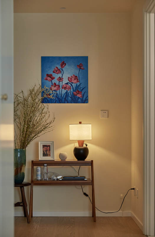 温馨角落 花影灯下图片