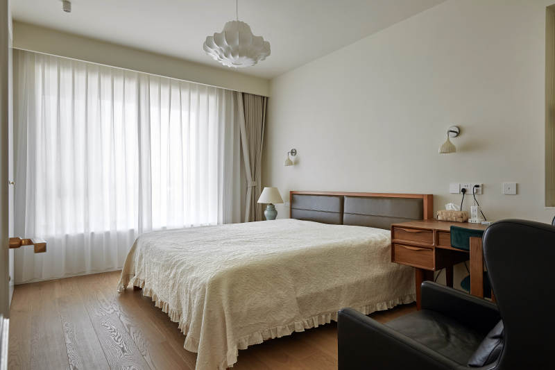 温馨简约卧室图片