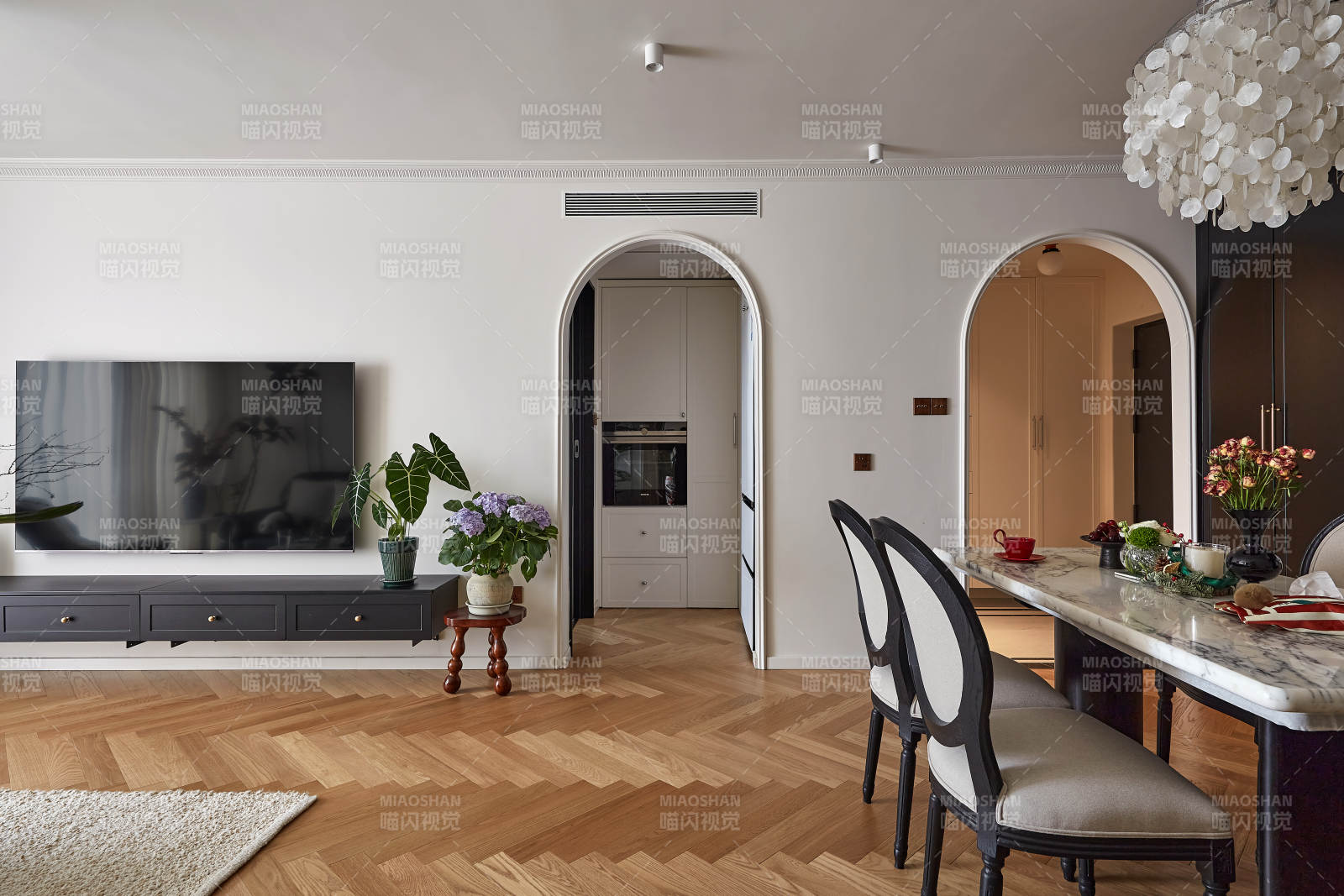 现代简约客厅餐厅图片