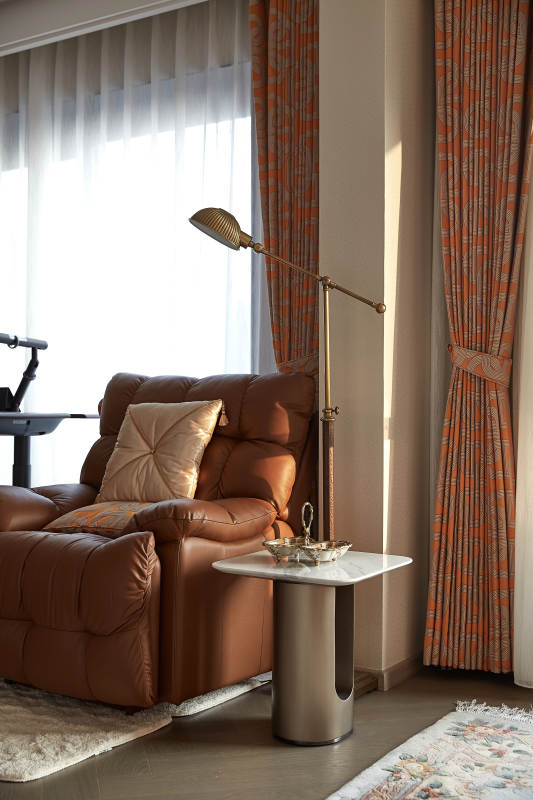 温馨客厅一角图片