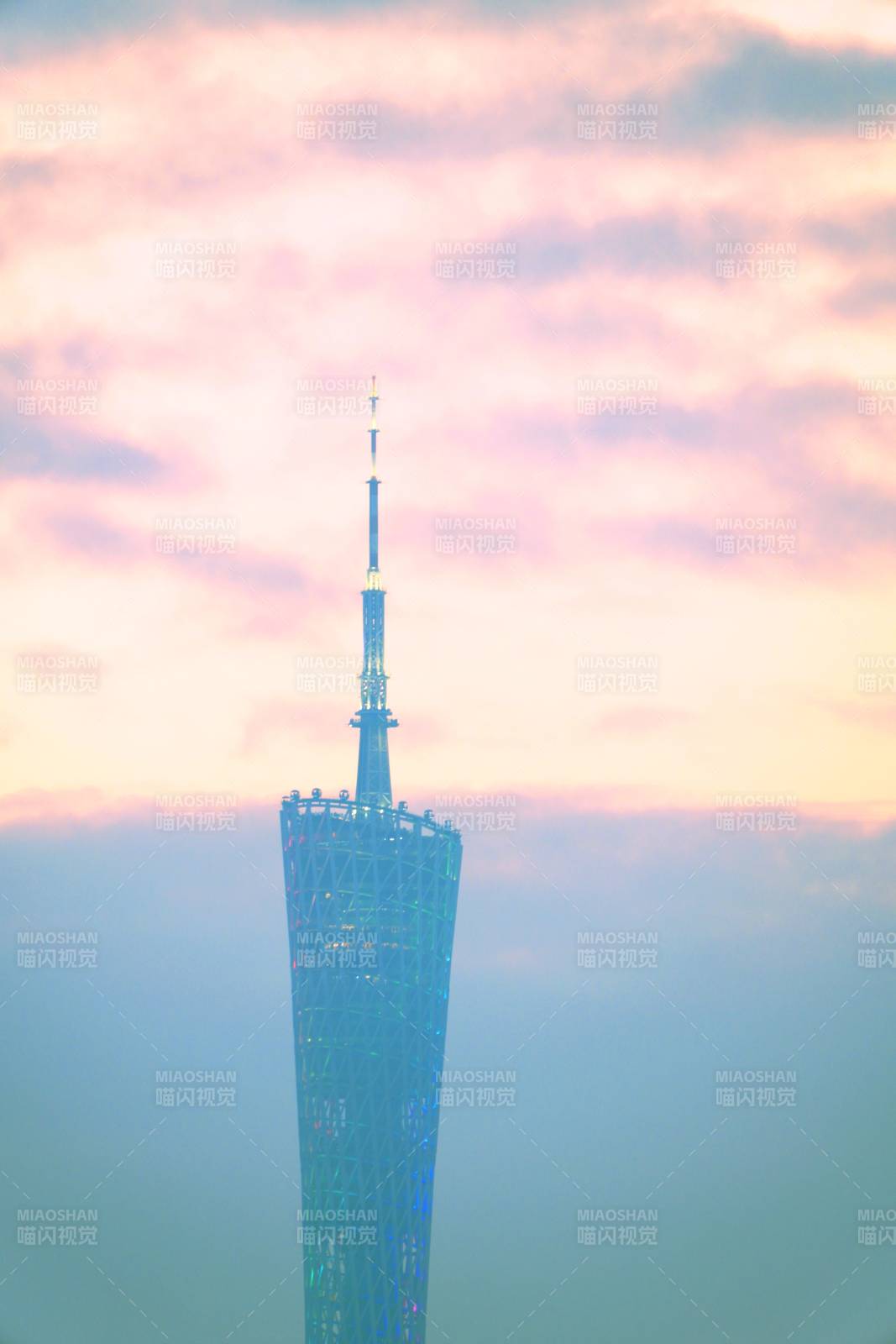 广州塔晨曦剪影图片