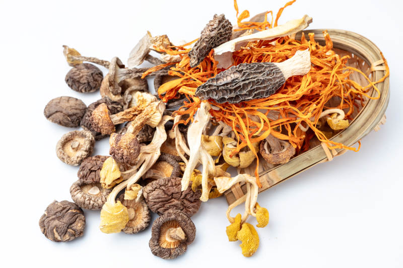 干菌菇拼盘图片