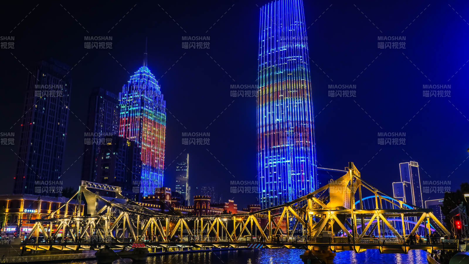 天津夜色中的城市之光图片