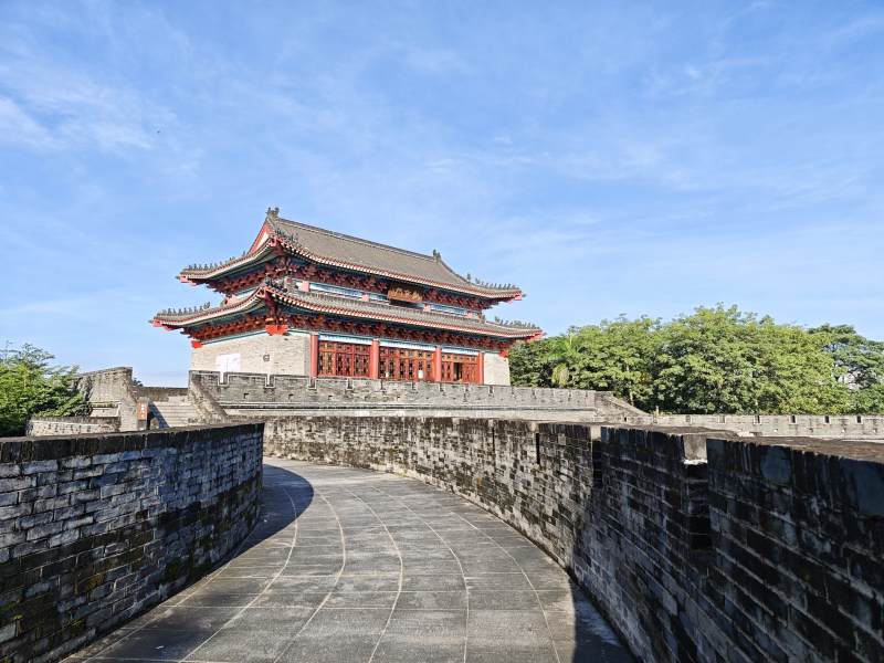 古城楼阁风光图片