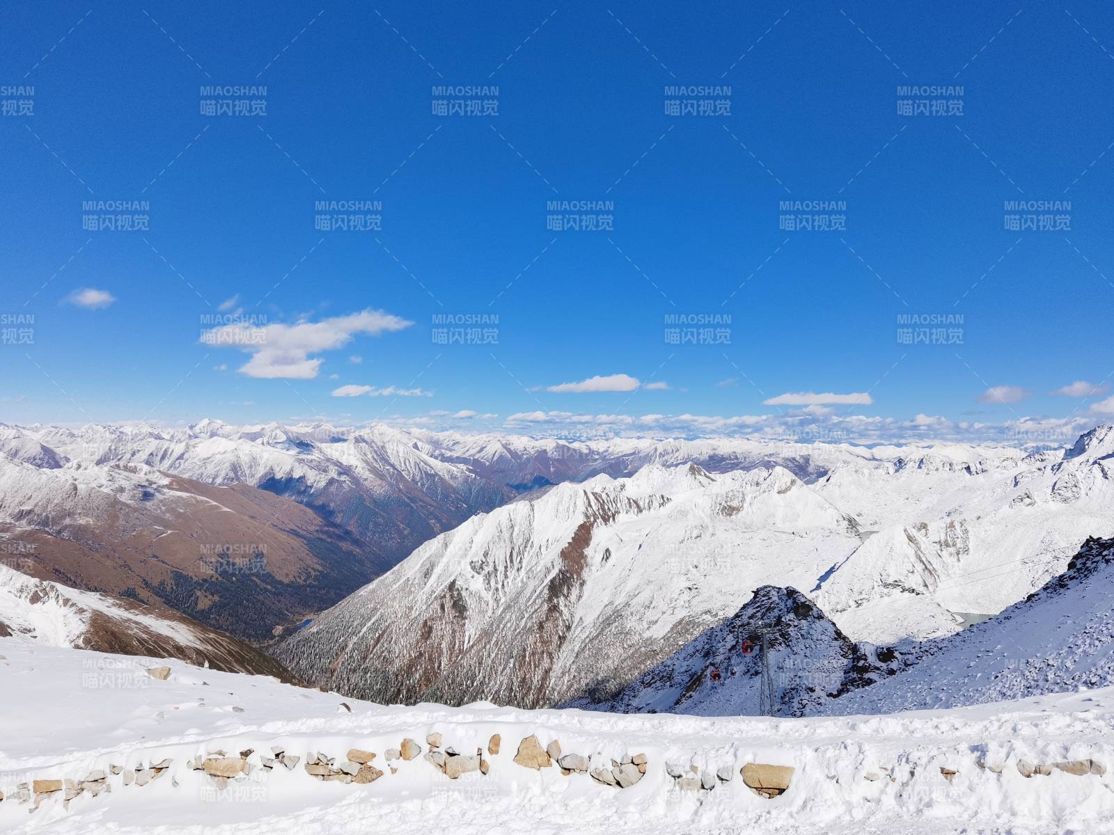 达古冰川壮丽景色图片