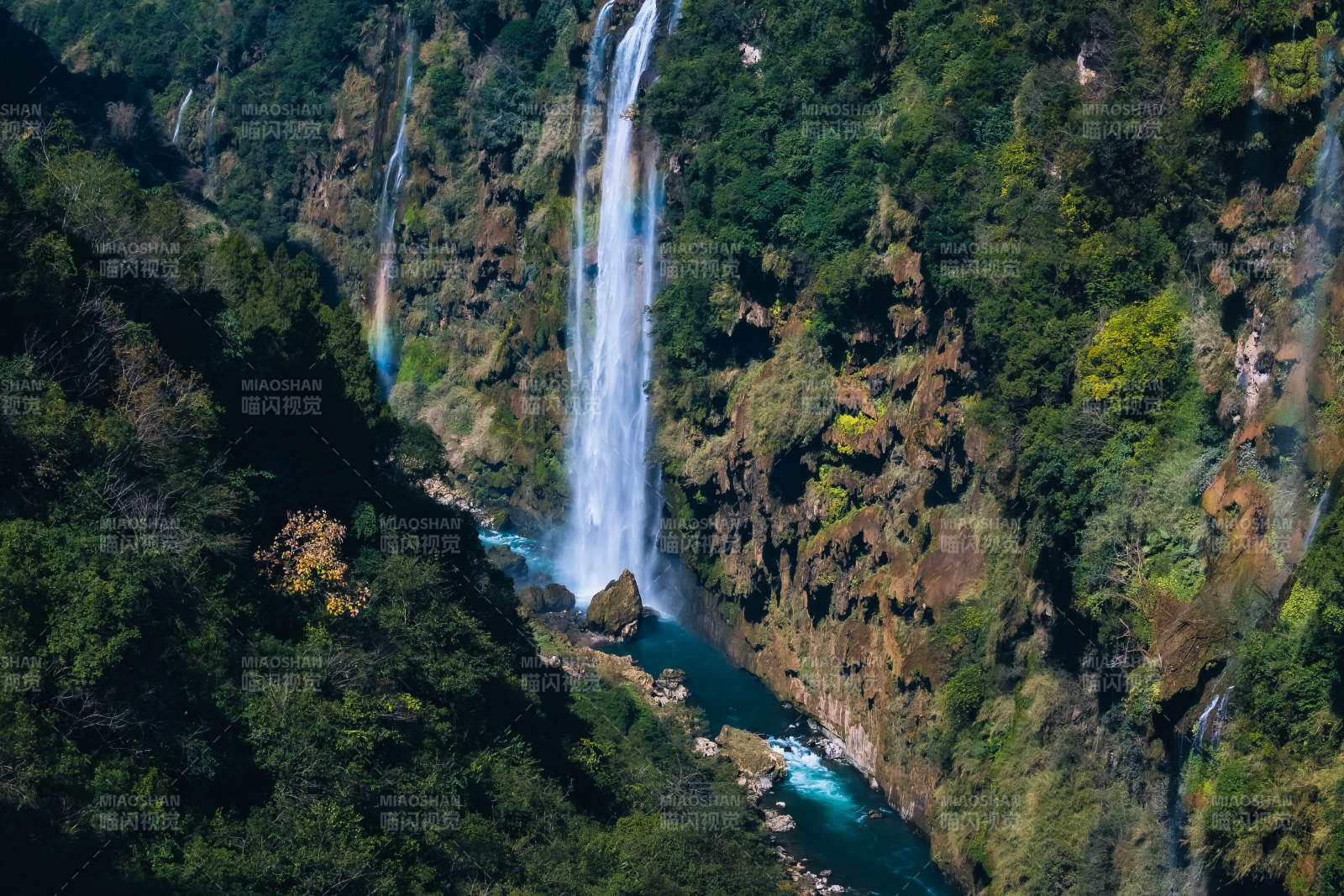 马岭河大峡谷图片