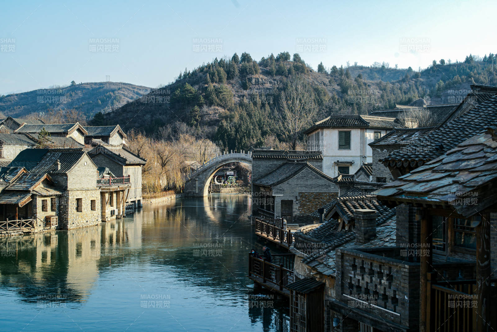 古北水镇古桥水乡静谧景图片