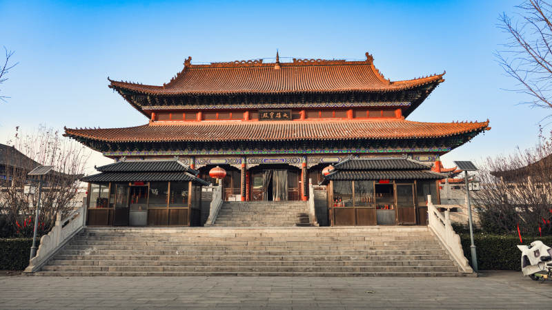 廊坊霸州大悲禅寺古建筑门前台阶图片