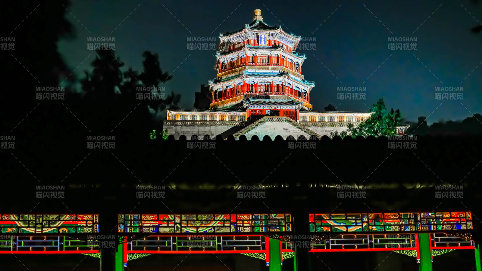 颐和园夜色中的佛香阁美景图片