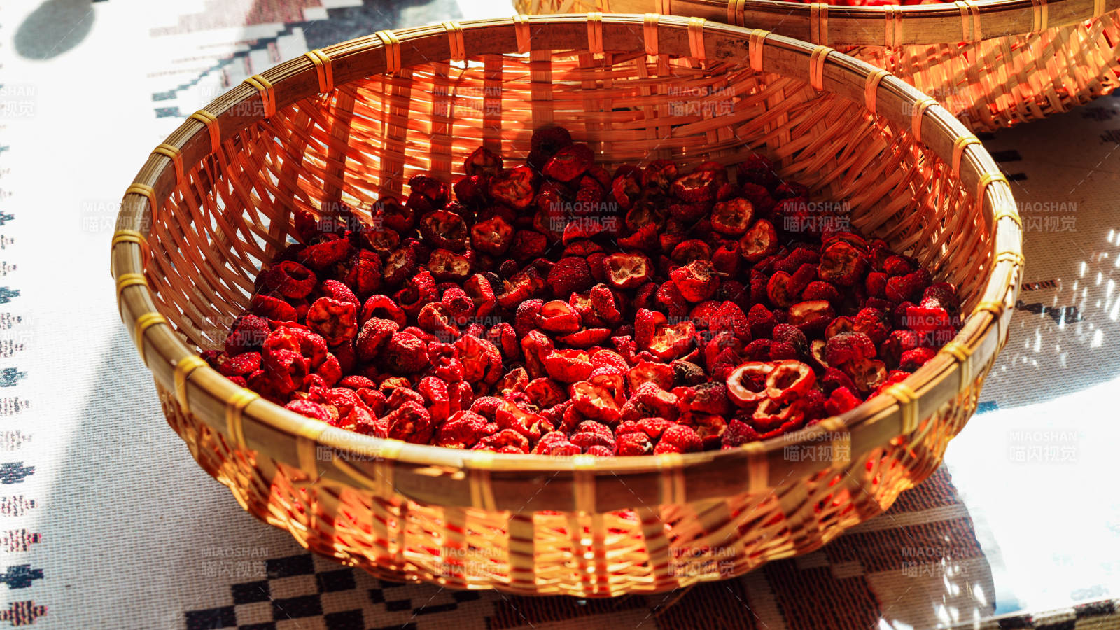 晒干的山楂片图片