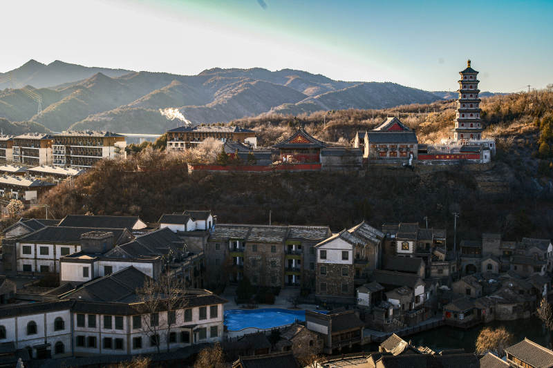 古北水镇 山间古塔小镇风光图片