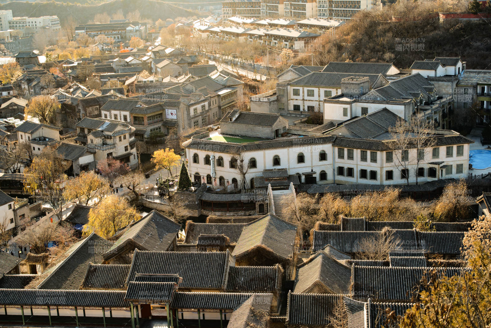 古北水镇 古韵小镇秋景图片