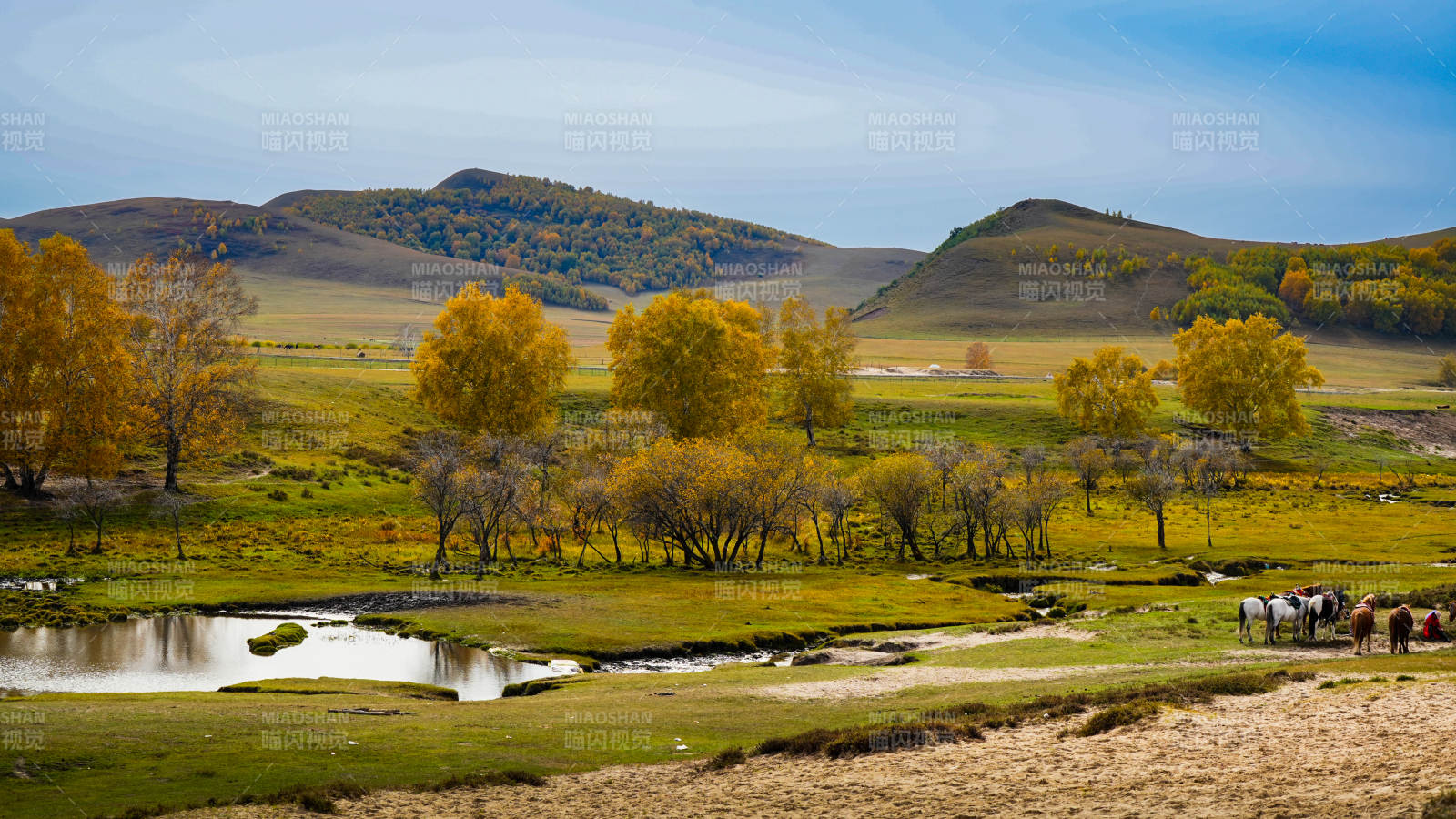 乌兰布统秋日草原风光图片