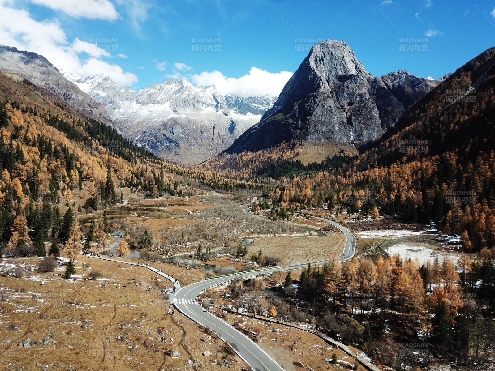 四姑娘山双桥沟秋山公路美景图片