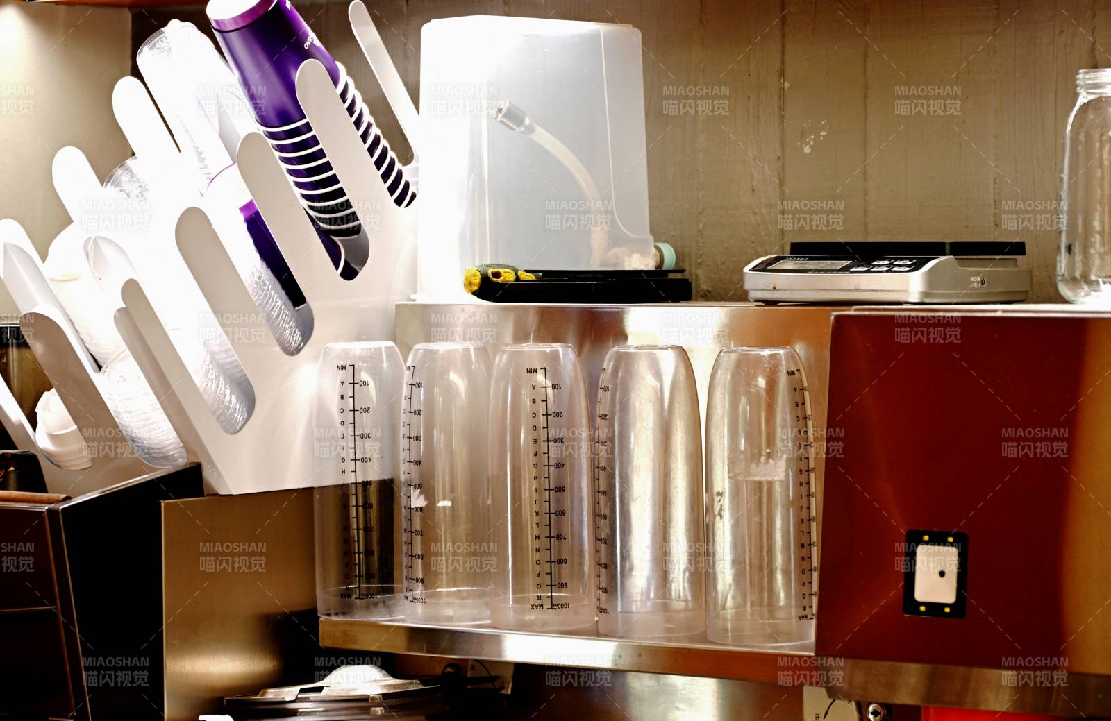 咖啡饮料小店器具图片