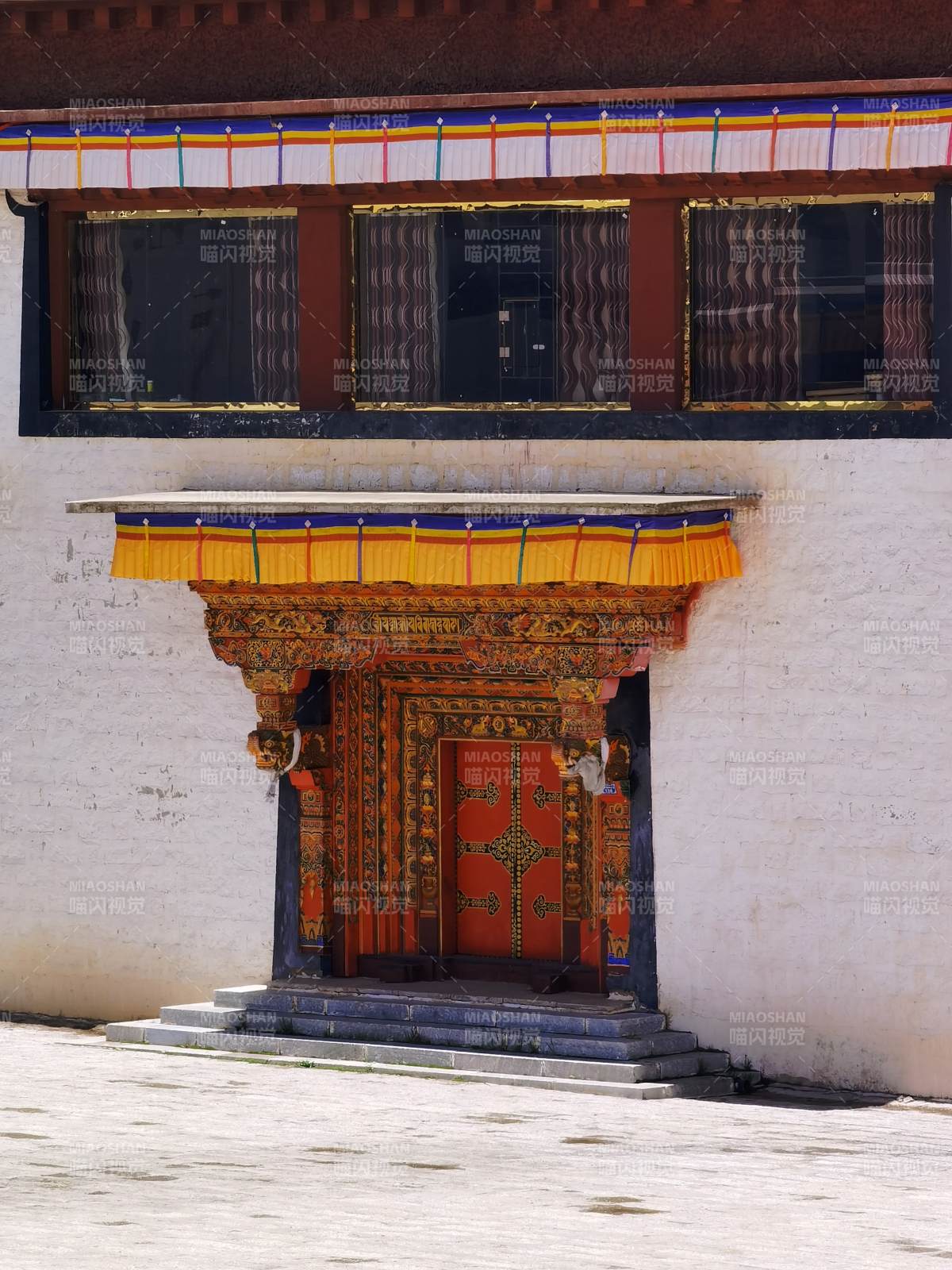 川西寺庙建筑风格图片