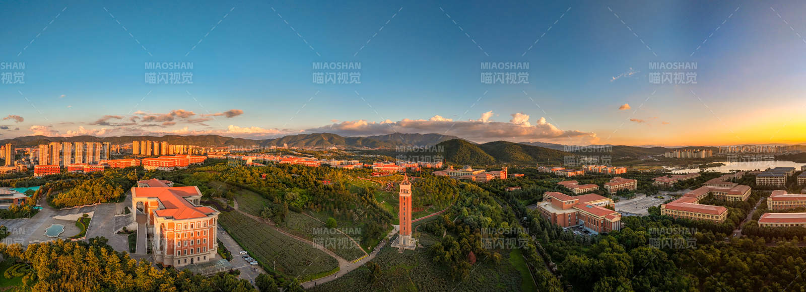 云南大学校园晨曦美景图片