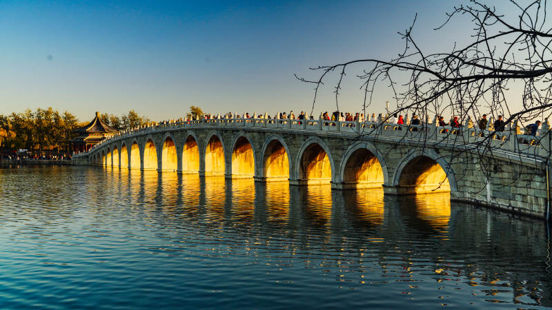 十七孔桥映水图片