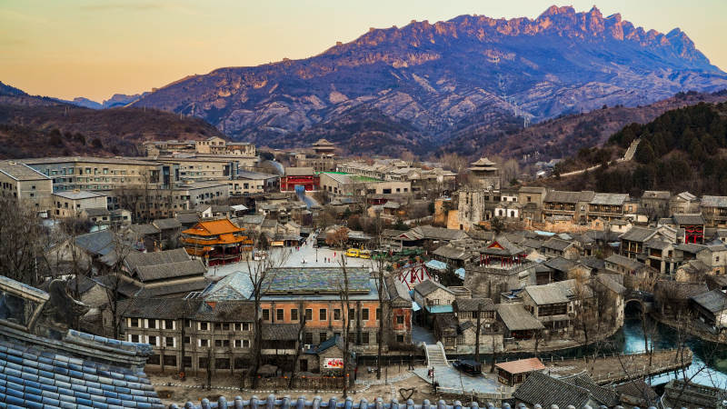 北京古北水镇山城雪景 古韵悠然图片