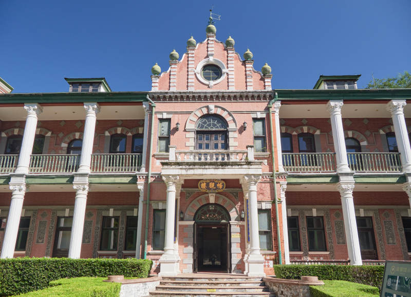 北京清农事试验场旧址内畅观楼图片