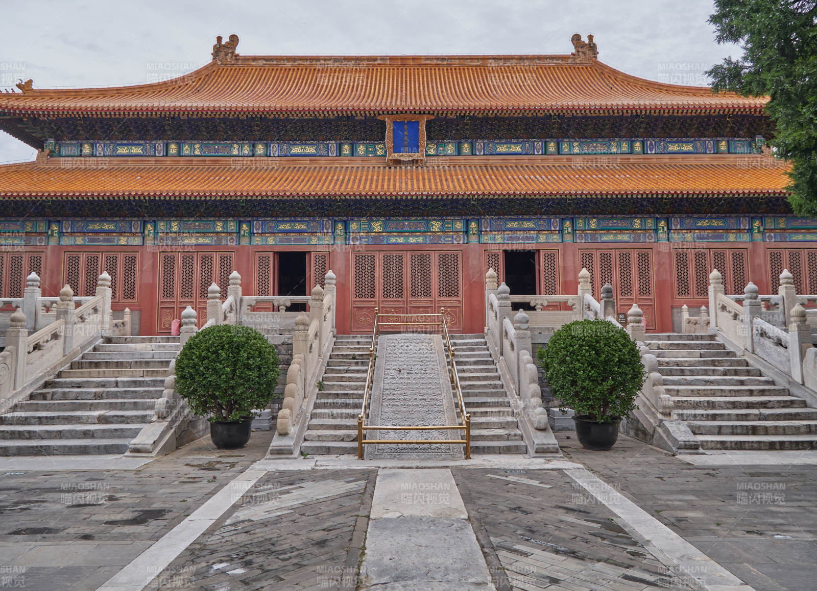 北京历代帝王庙内景德崇圣殿图片