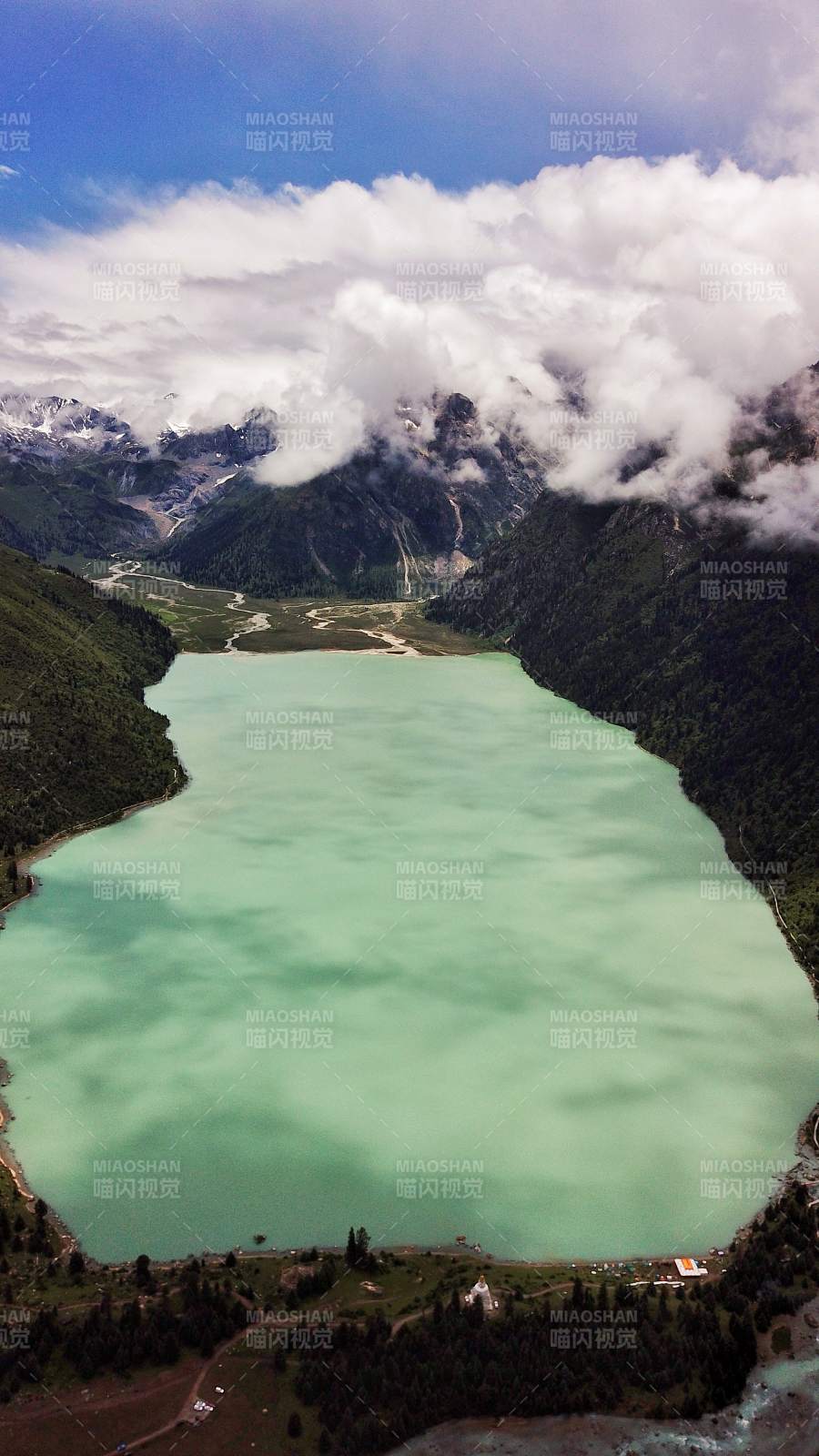 四川新路海的风景图片